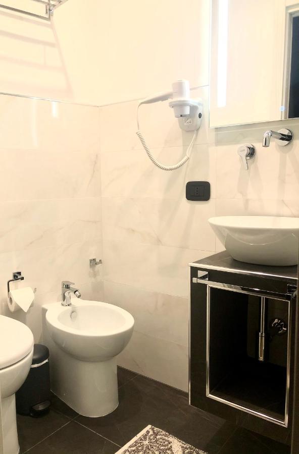 B&B Angolo83 Palermo Centro Экстерьер фото